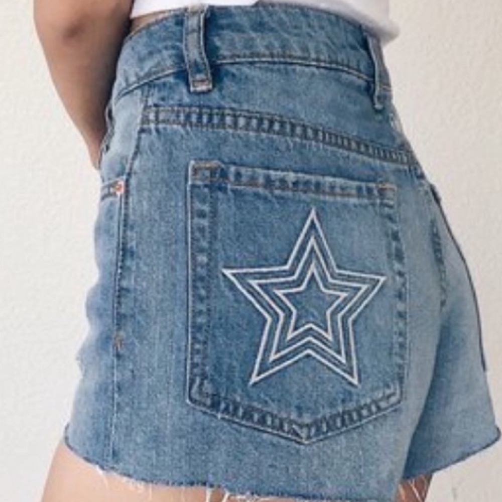 H&M x coachella star print Jean shorts